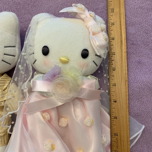 Hello Kitty Limited Edition Plush Wedding Bridal Couple - Picture 5 of 6